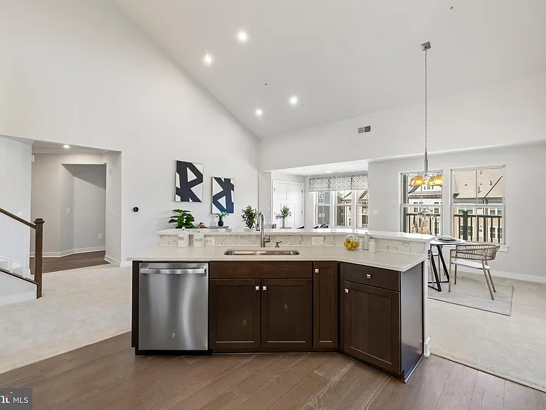 3411 Angelica Way #401 — Photo 15