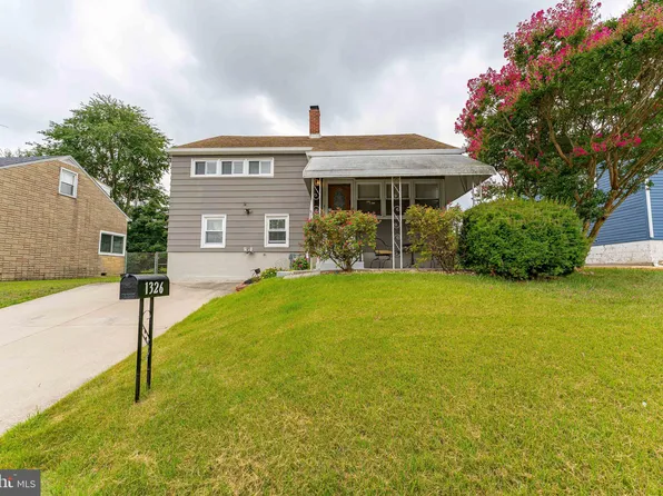 1326 Forrest St, Marcus Hook, PA 19061
