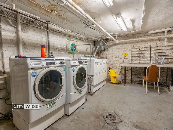 5th image of 257 E 61st St APT 2C