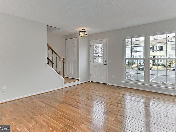 4th image of 14789 Green Park Way