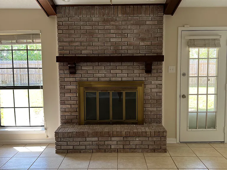 859 Camp Wilkes Rd — Photo 22