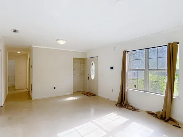 915 N Independence Highway, Inverness, FL 34453