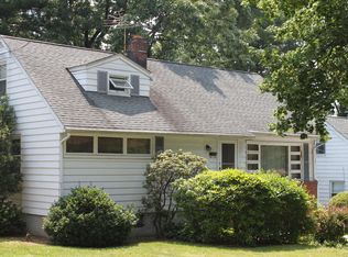 9 Stanley Rd, West Orange, NJ 07052