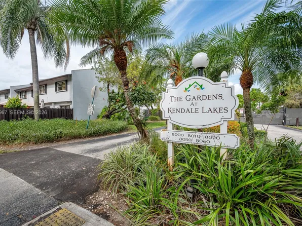 8010 SW 152nd Ave APT 211, Miami, FL 33193