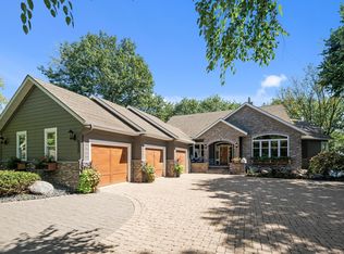 630 Bluebill Cir, Shakopee, MN 55379