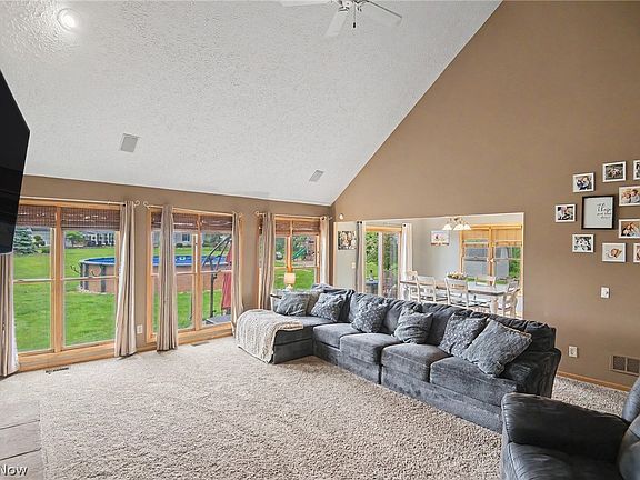 5th image of 1107 Shannon Ln