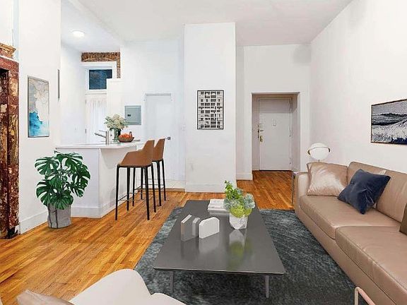 5th image of 231 E 14th St #2F2