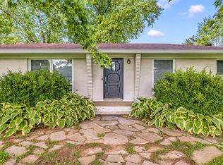 518 Twin Oak Dr, Murfreesboro, TN 37130