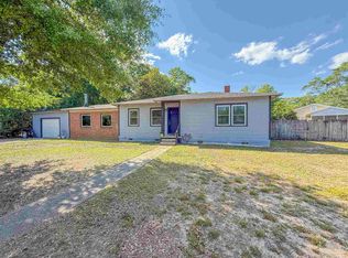 6668 Maple St, Milton, FL 32570