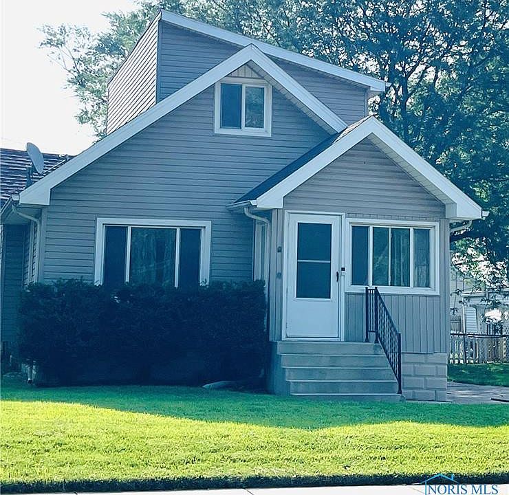 1st image of 5638 Stickney Ave