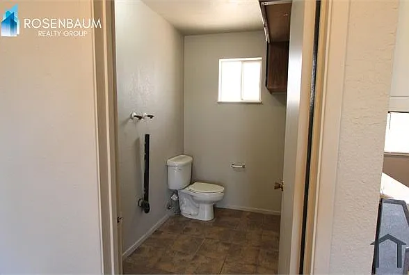 1020 N Pueblo Dr — Photo 11