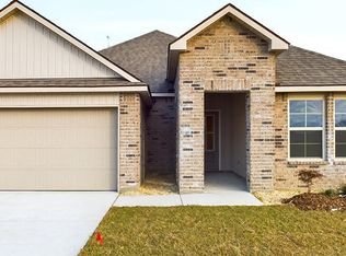 108 Lake Ridge Dr, Broussard, LA 70518