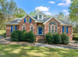 7132 Trappers Ct, Zebulon, NC 27597