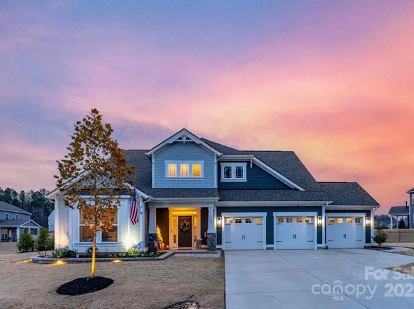 728 Yucatan Dr, Waxhaw, NC 28173