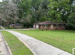 15 Oak Dr SW, Atlanta, GA 30354