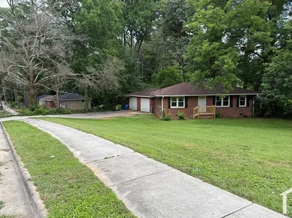 15 Oak Dr SW, Atlanta, GA 30354