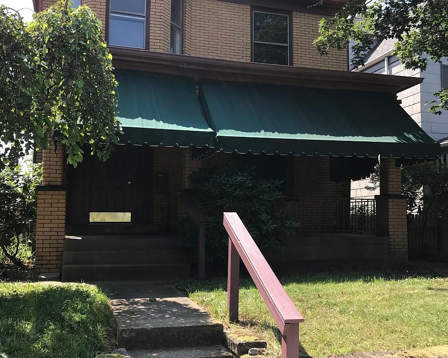 1st image of 1233 Oakmont St