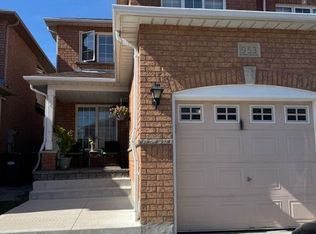 953 Sonoma Ct #BASEMENT, Mississauga, ON L5V 2P4