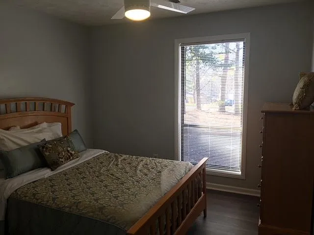 970 Hilltop Ct — Photo 17