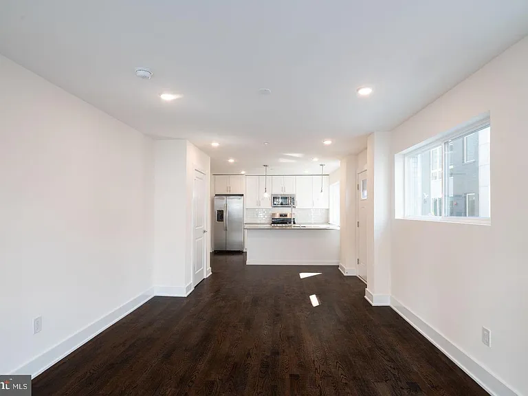 1429 Germantown Ave #1-A — Photo 4