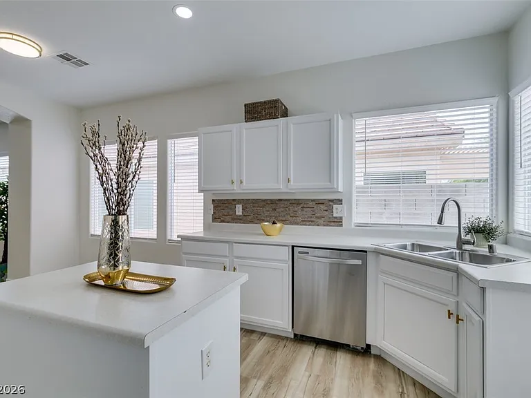 10959 Pumpkin Ridge Ave — Photo 21