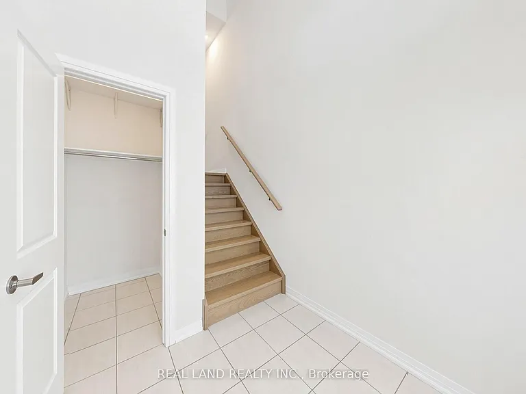 24 Sissons Way — Photo 17