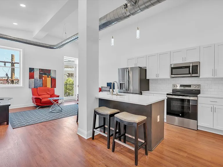 1406 Fairmount Ave #17 — Photo 1