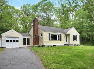67 Kelsey Hill Rd, Deep River, CT 06417