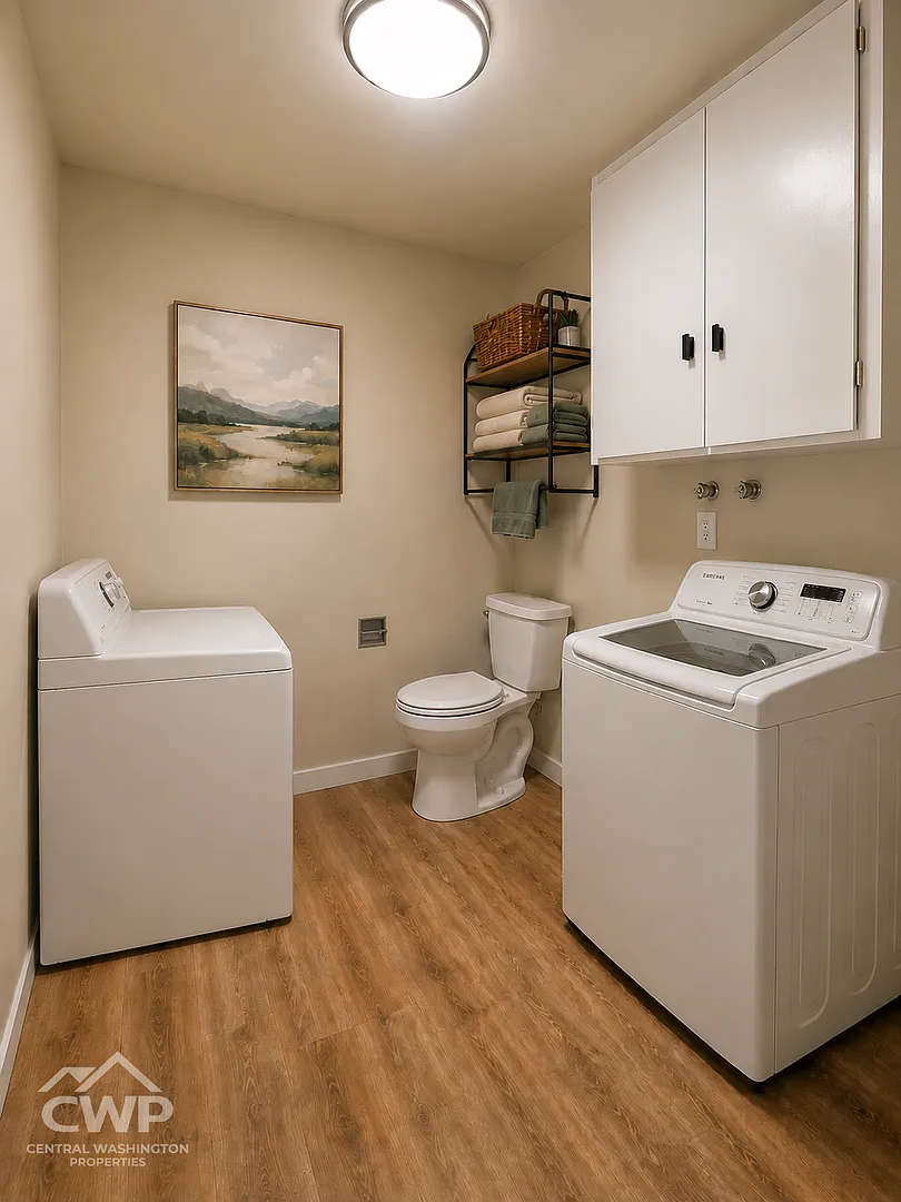 2 Bedroom West Valley Duplex | Garage + A/C + $250 Off — Photo 4