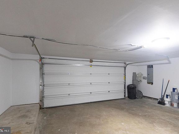 5th image of 12902 Barnwell Pl