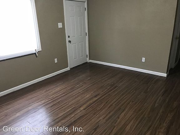 5th image of 3209 N Priscilla Ave
