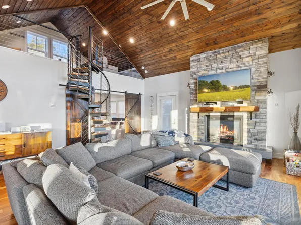 140 Mystic Ridge Dr #Id1023350p, Mars Hill, NC 28754