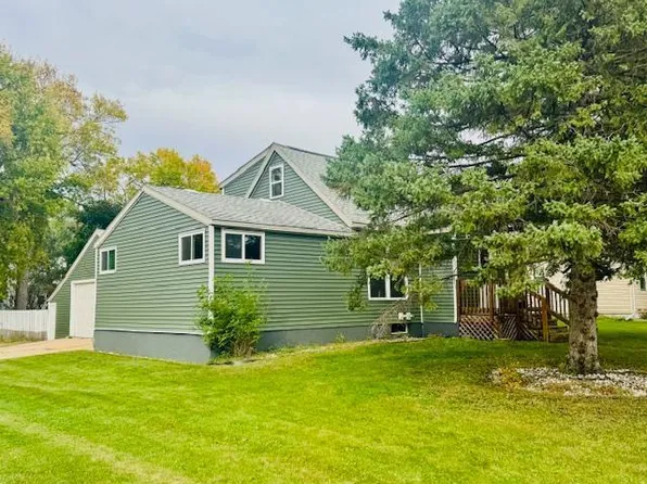 2007 Court St, Slayton, MN 56172