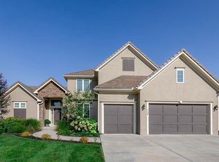4109 NE Edmonson Cir, Lees Summit, MO 64064