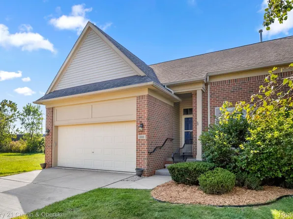 4568 Cresent Dr, Trenton, MI 48183