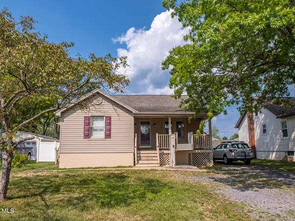1316 Maple Ave, Hollidaysburg, PA 16648