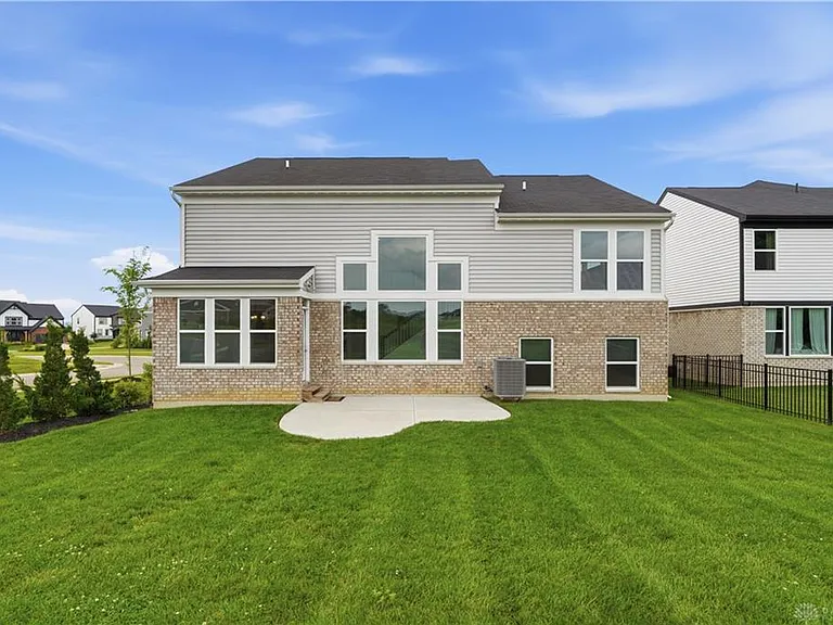 5283 Greenview Ln — Photo 41