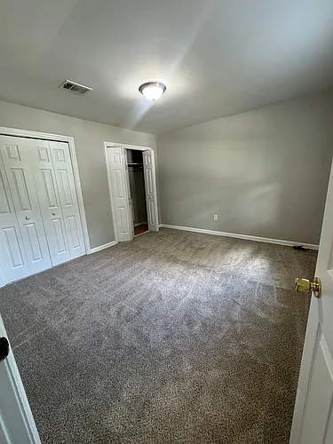 4213 Fairfield Cir Photo 1