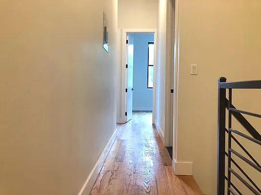 Rented by Premier Metro Realty Corp | media 28