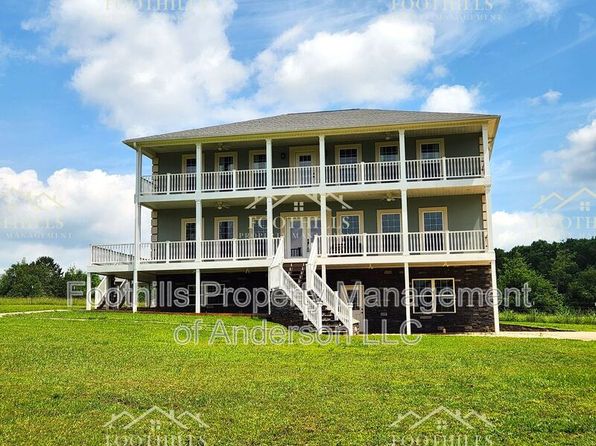 128 Hudgins Lake Rd