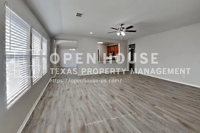 506 Quartz St — Photo 3