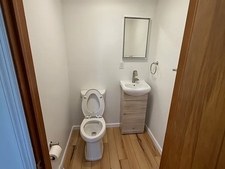 2090 Grange Hall Rd — Photo 12