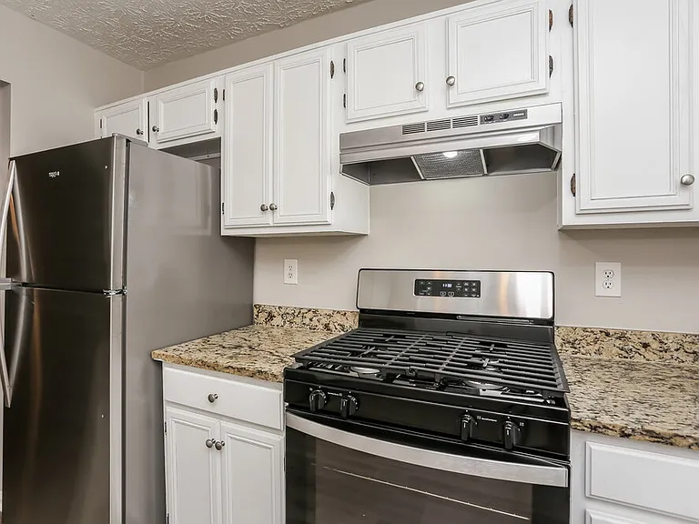1343 Ling Dr SW — Photo 7