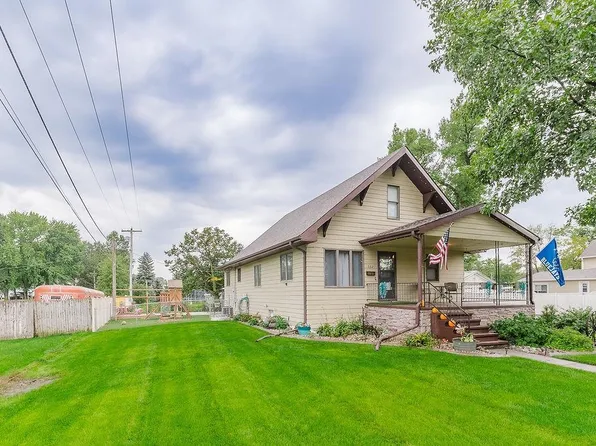 532 E Willow St, Pierce, NE 68767