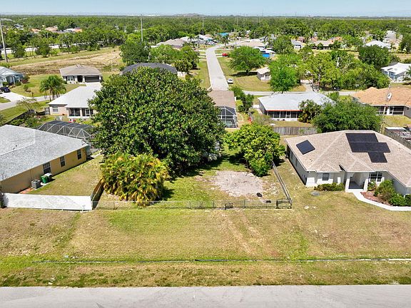 3rd image of Tbd NW Bighorn Avenue