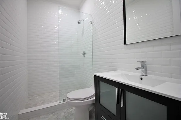 Rented by Brown Harris Stevens | media 25