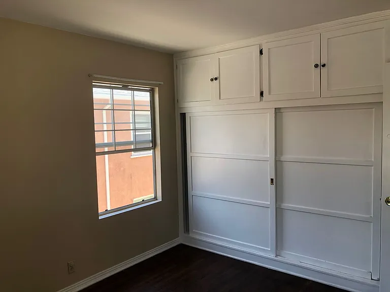 5458 Kinston Ave — Photo 6