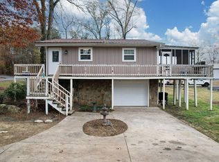 374 Marina Hills Cir NW, Charleston, TN 37310
