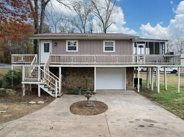 374 Marina Hills Cir NW, Charleston, TN 37310