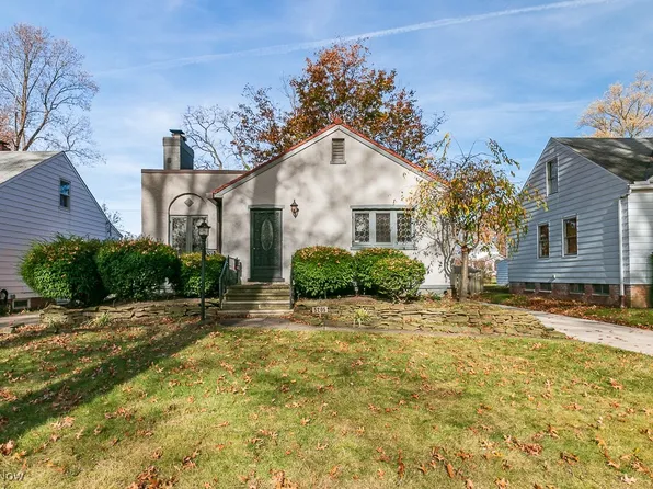 5205 Lynd Ave, Lyndhurst, OH 44124